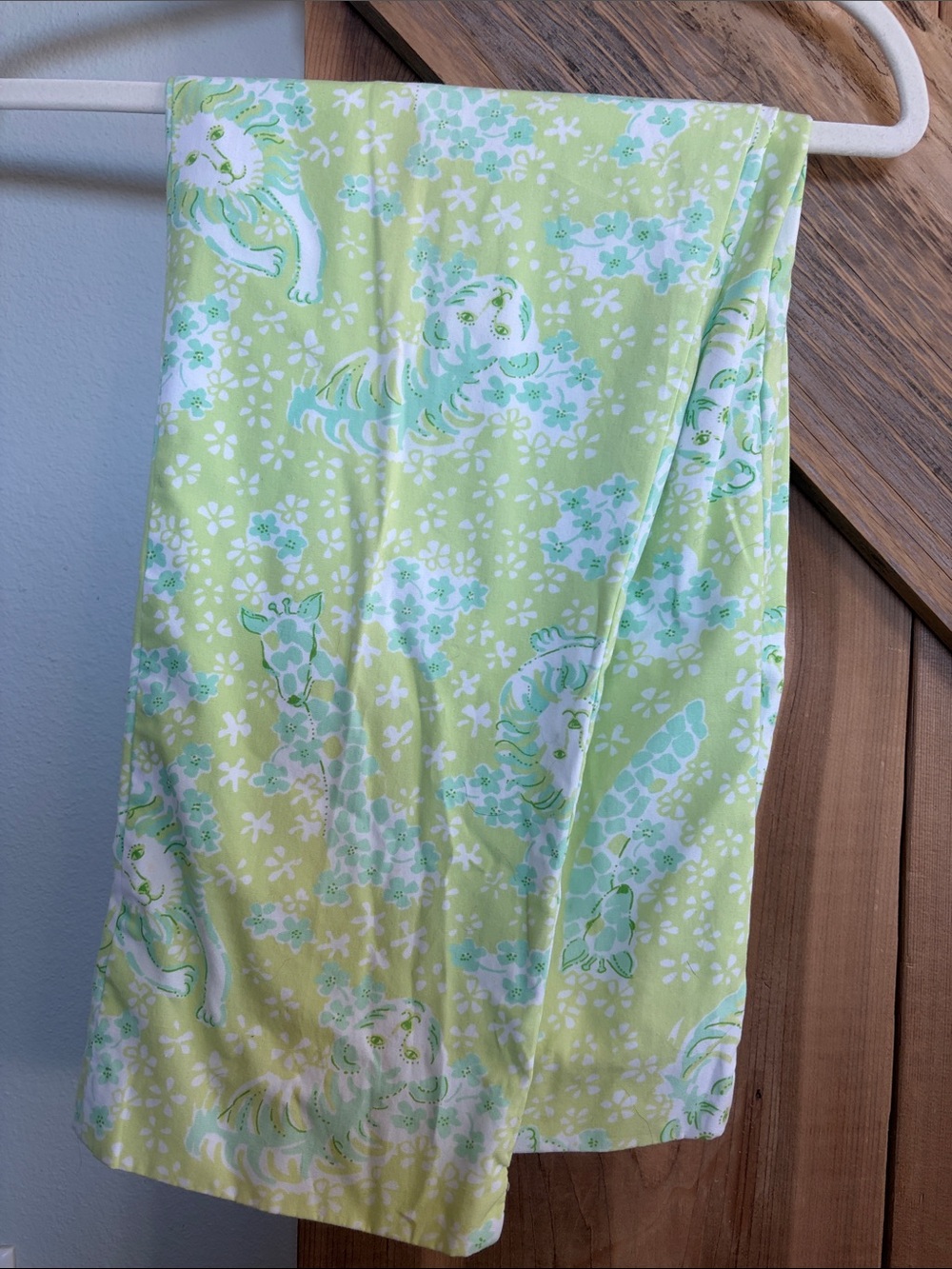 Lilly Pulitzer Mint & White Floral Animal Print Cropped Pants